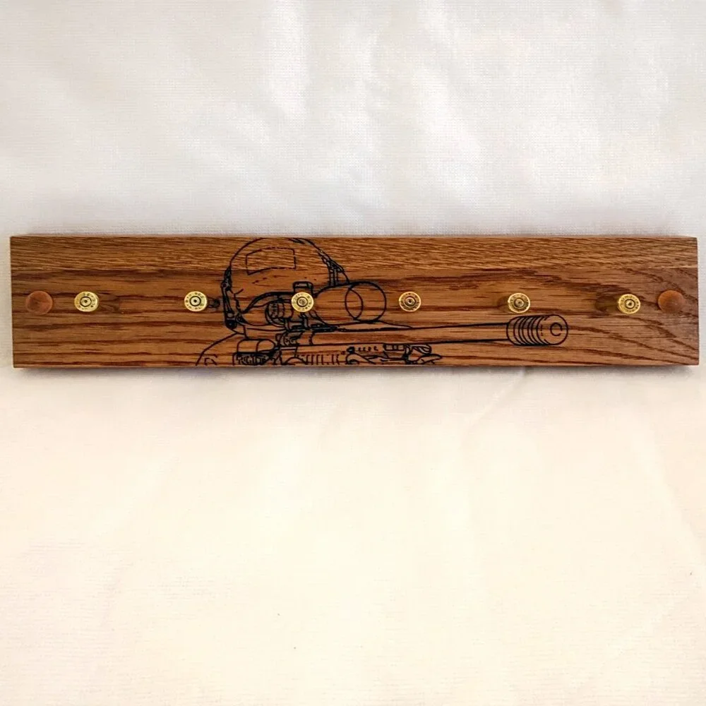 Handcrafted Oak .223 Rifle Casing Key Holder – 13" Gun Enthusiast Wall Rack - Picture 4 of 6